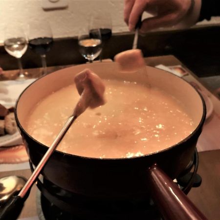 Hotel-Restaurant Grina Simplon ภายนอก รูปภาพ