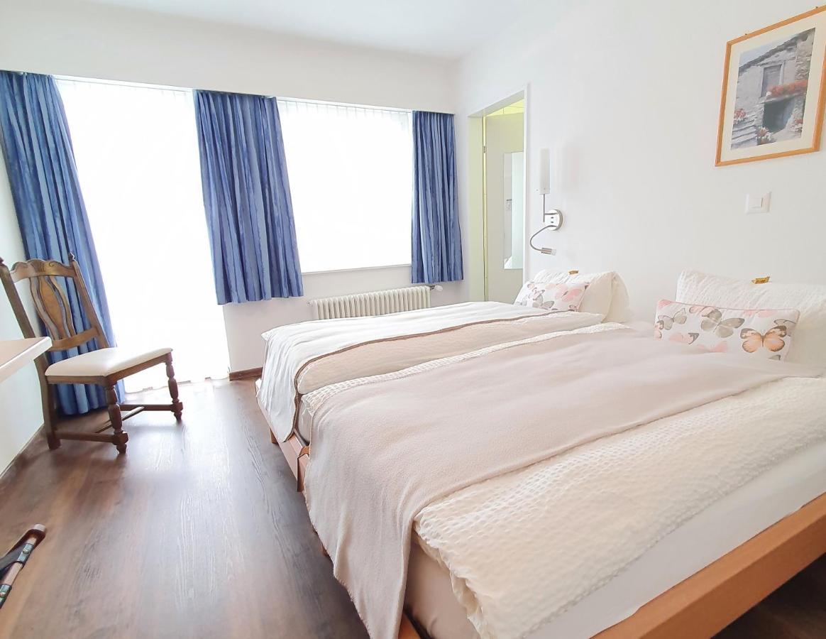 Hotel-Restaurant Grina Simplon ภายนอก รูปภาพ