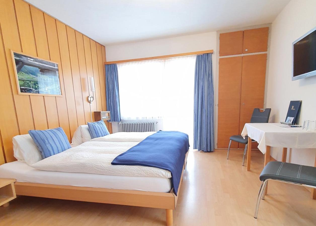 Hotel-Restaurant Grina Simplon ภายนอก รูปภาพ